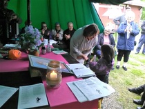 Hiukan kilpailua ja palkintoja.