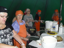 letunpaistoa kodassa kolmella pannulla -että kaikille riittää