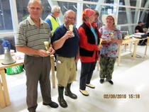 Joukkuekilpailun voitti Utajärven kolmosjoukkue 3527g saaliilla. Joukkueessa mukana	Arja Pilto, Inkeri Suorsa, Pekka Lämsä ja Armas Kerman.