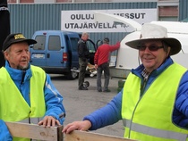 puuhamiehet toimessa