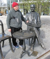 Jalokivikauppias Pärnusta ja laulaja Vaalasta