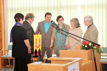 Utajärven yrittäjien onnittelut Maritta ja Ilpo Aksila , Sirpa Komminaho sekä Markku Juntunen