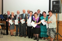 Kultaisen ja hopeisen ansiomerkin saaneet